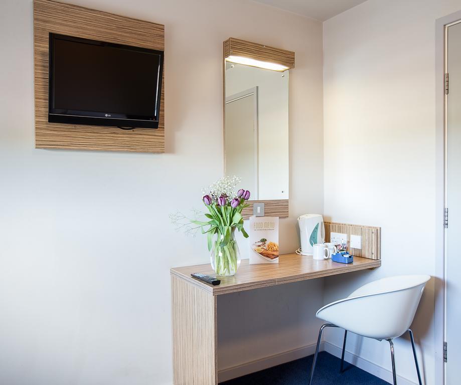 Redwings Lodge Wolverhampton Central Esterno foto