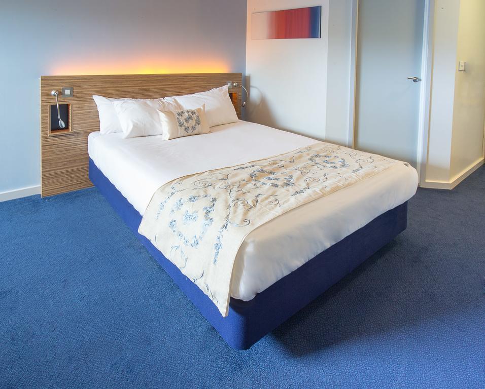 Redwings Lodge Wolverhampton Central Esterno foto